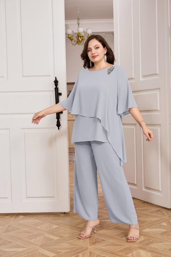 717JUzZazGL.jpg Plus Size Mother of Bride Pant Suits 2 Piece Chiffon Sets Ruffle Layers Wedding Guest Outfit