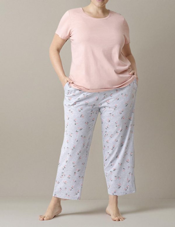 Women's SleepWell Short Sleeve Tee and Skimmer Pajama Set - Stay Cool and Cozy with Temp Tech